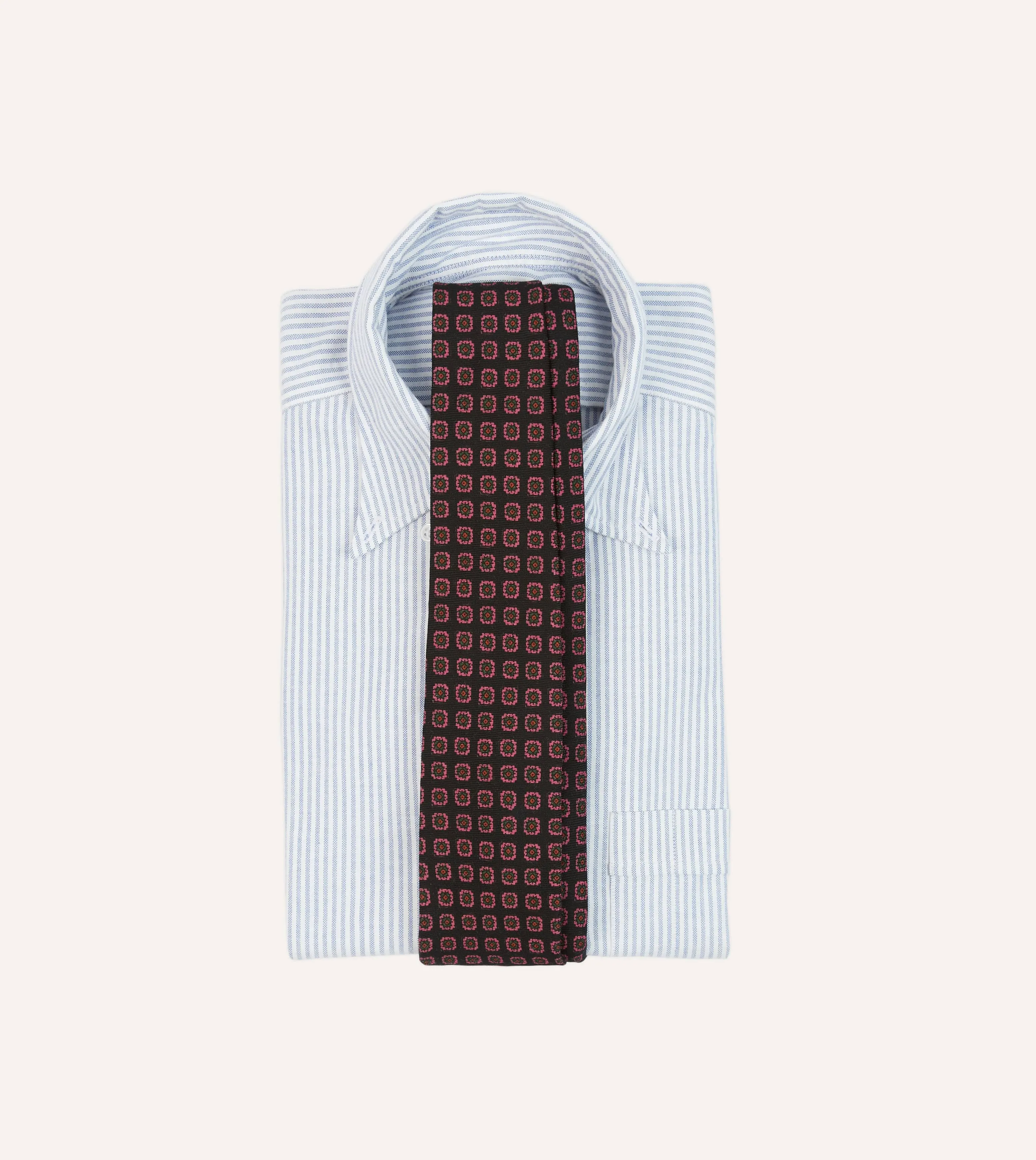 Black Red. and Green Diamond Print Check Self-Tipped Wool Tie