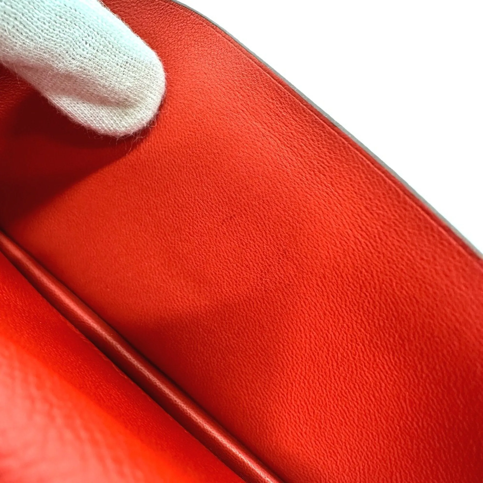 Herms Barn Red Leather Accessories