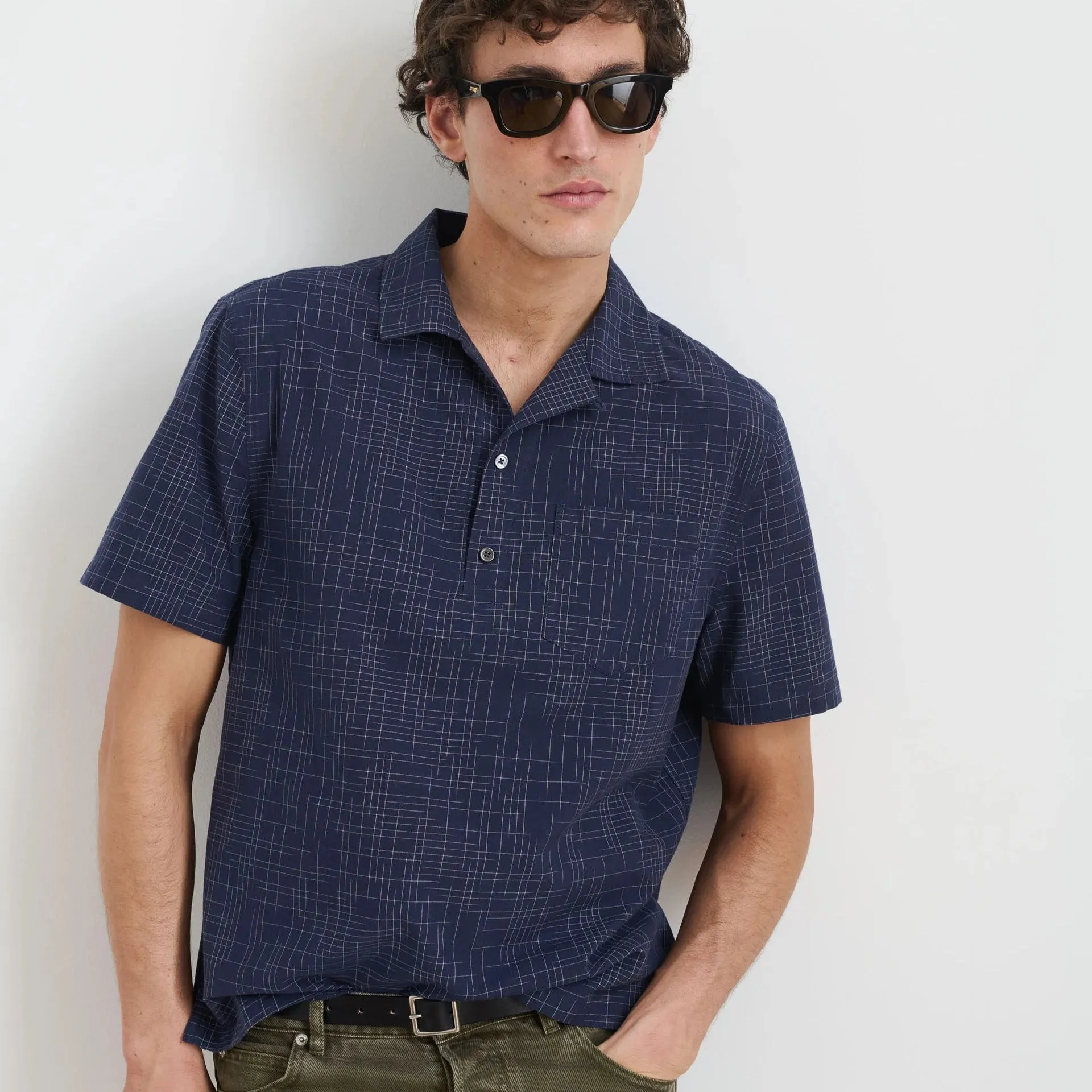 Som Short Sleeve Popover. Navy